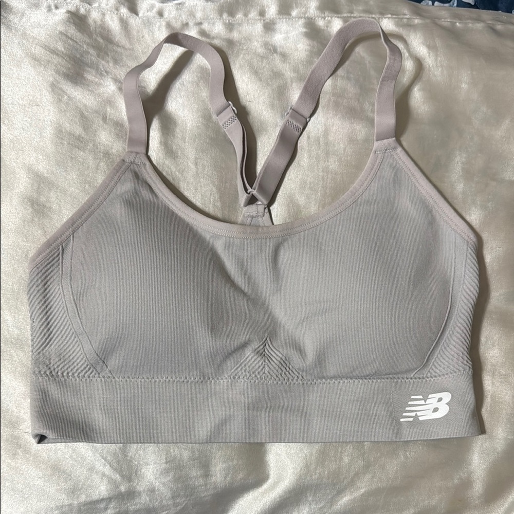 New Balance Women's Light Gray Sports Bra